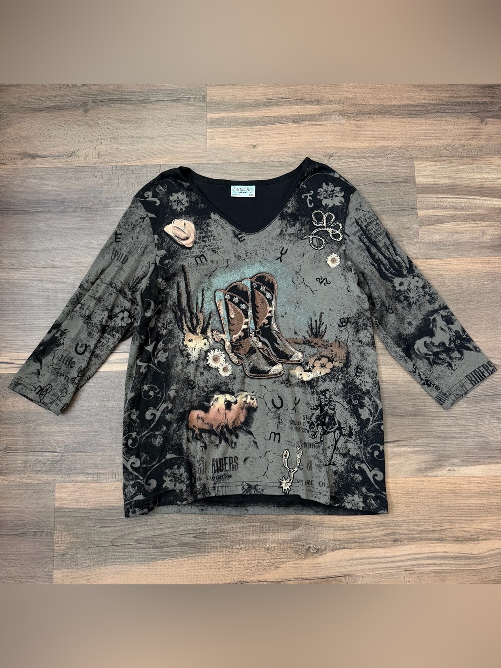 Cactus Bay Women's Embellished 3/4 Sleeve Western Shirt Black/Tan Size XXL